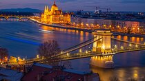 Private Budapest Tour with Thermal Bath or Market Visit
