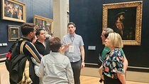 Paris Louvre Museum Masterpieces Small Group Spanish Guided Tour