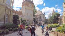 Budapest & Buda Castle E-bike Tour with a local guide