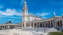 Fátima and Silver Coast Wonders: Small Group Tour from Lisbon