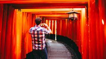 Kyoto: Early Morning Guided Tour to Fushimi Inari