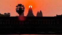 Angkor Sunrise Adventure Private Tour