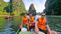 Luxury Private Ninh Binh Day Trip: Trang An, Bich Dong, Mua Caves