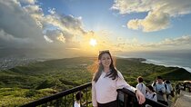 Diamond Head Hike [Starts at 7:00 a.m.]