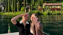 Luxury Boat Tour on Lake Como: Prosecco, Movie Locations & Music
