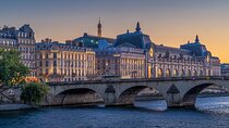 Paris Private Airport Transfer & City Sightseeing Tour