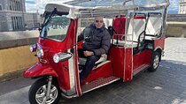 Discover Madrid by Tuk Tuk – 1 hour tour