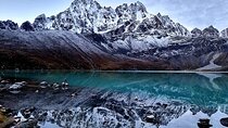 Amazing Gokyo Lake and Gokyo Ri Trekking in Everest