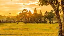 Full Day Temple Tour with Angkor Wat Sunrise 