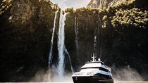 The Jewel in Milford Luxury Tour from Queenstown