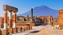 Naples and Pompeii and Vesuvius Tour from Naples Group Tour 
