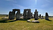 London to Southampton Via Stonehenge One-Way Private Transfer
