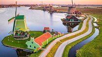 Zaanse Schans and Windmill Villages Guided Tour with Boat Ride