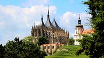 Private Tour from Prague to Kutna Hora with Admission