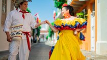 Cultural Photo Experience in Cartagena with Traditional Attire