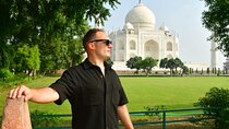 Taj Mahal, Agra Fort and Baby Taj From Delhi With All Inclusive