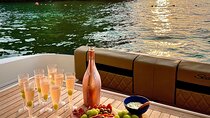 Puerto Vallarta: Luxury Yacht Sunset Cruise with open bar