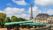 World War II in Paris Private Tour with Les Invalides Museum