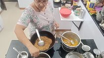 Private Traditional Home Cooking Class in Kochi with Archana
