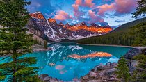 Moraine Lake Sunrise Private Luxury Tour - from Canmore/Banff