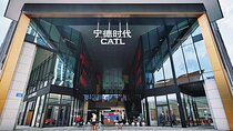 Private Tour in EV Museum EV Café and Sichuan Cuisine/Teahouse