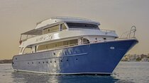Hurghada: Luxury Cruise to Orange Bay & Hula Hula Island.