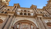 Private Tour Malaga Historical Centre and Cathedral with tickets