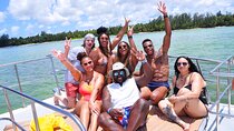 Luxury Hip Hop Boat Party–Drinks, Music, and the Best Vibes in PC