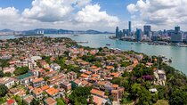 Xiamen Private Tour: Gulangyu Island & Tailored City Highlights