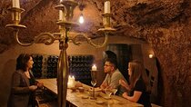 Rome: Candlelight Food & Wine Tasting in Ancient Roman Cellar