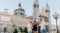 Madrid Heritage: Old Town Walking & Royal Palace Small Group