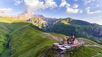 From Tbilisi: Kazbegi Private Full-Day Tour
