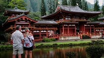 Oahu Family Adventure: Circle Island Tour + Byodo-in Temple