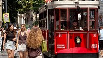 Taksim to Galata Walking Tour: Secret Passages & Local Hangouts