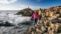 Giant's Causeway Coastal Guided Driving Tour