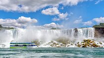 USA Side Maid of the Mist Boat and Cave of the Winds express tour