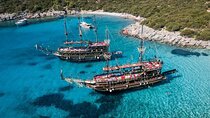 Bodrum Pirate Boat Tour – All-Inclusive Lunch & Free Drinks