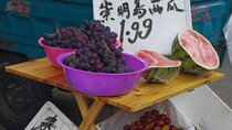 Hangzhou Mini-Hike Tour with Local Market Life Experience