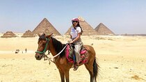 9 Hours Full-Day Tour from Cairo: Giza Pyramids, Memphis, Sakkara & Dahshur