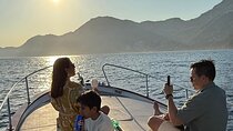Private Sunset Tour 1.5 hours with Aperitif on Board