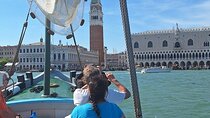 Exclusive Venice Experience:Private Tour on Classic Bragozzo Boat