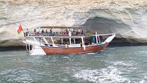 Musandam Dibba Cruise with Lunch & Snorkeling Trip From Dubai