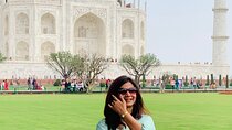 Mughal Marvels: Overnight To Taj Agra Fatehpur Sikri from Delhi