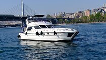 Istanbul Luxury Yacht on Bosphorus
