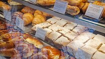 Local Food and History Tour of Bucharest with Local Foodie