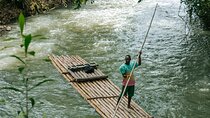Bamboo Rafting 