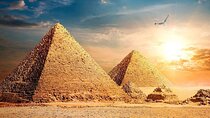 Hurghada to Cairo: Visit the Pyramids, Sphinx, and Museum , Lunch