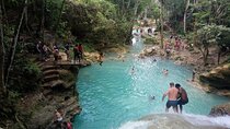 Dunn's River Falls and Blue Hole Tour from Montego Bay
