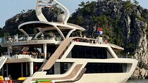 Hanoi: Luxury Brand-New Serenity Grandeur Cruise in Lan Ha Bay