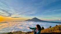 Early Morning Trek to Mount Batur’s Stunning Sunrise
